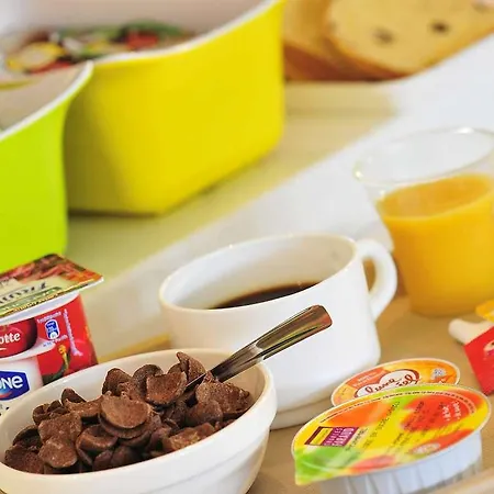 Ibis Budget Saint-omer Centre ホテル サントメール