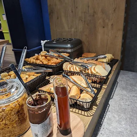 Ibis Budget Saint-omer Centre Hotel 2*