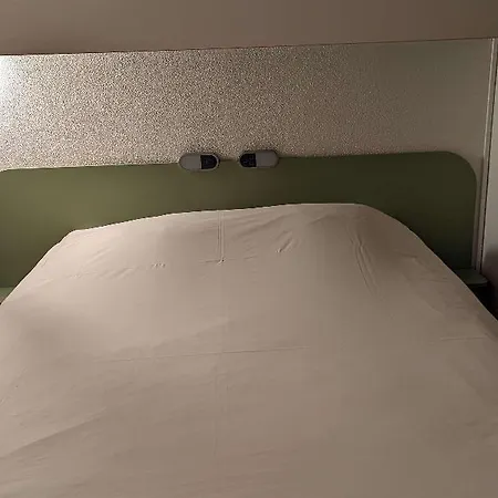 Ibis Budget Saint-omer Centre Hotel