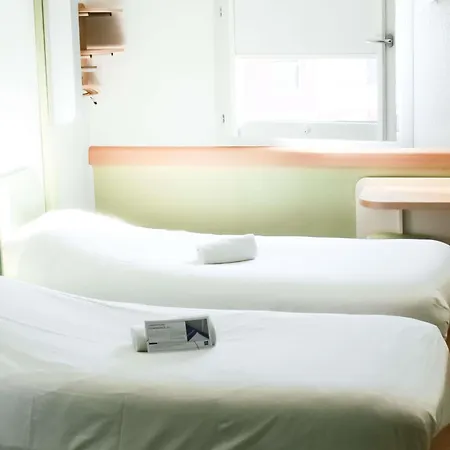 Ibis Budget Saint-omer Centre Hotel 2*