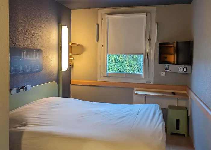 Ibis Budget Saint-omer Centre 2*