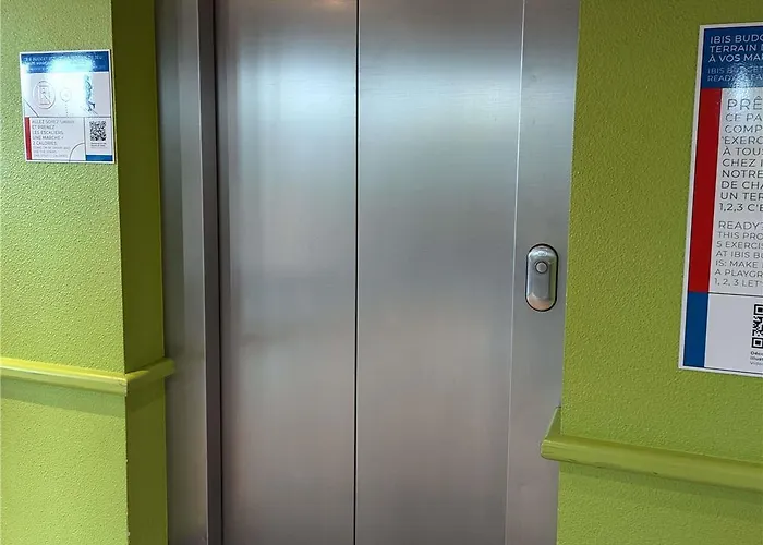 Ibis Budget Saint-omer Centre Hotel 2*