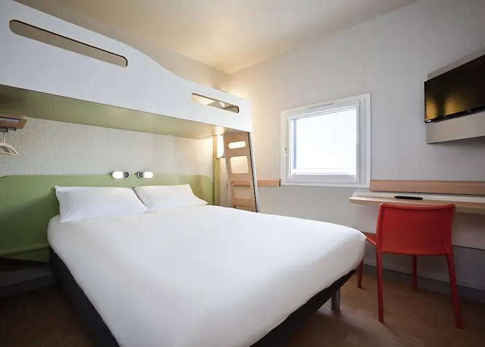 Ibis Budget Saint-omer Centre 2*